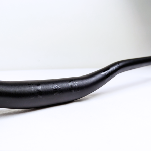 Handlebar 31.8 x 780 30mm BLK